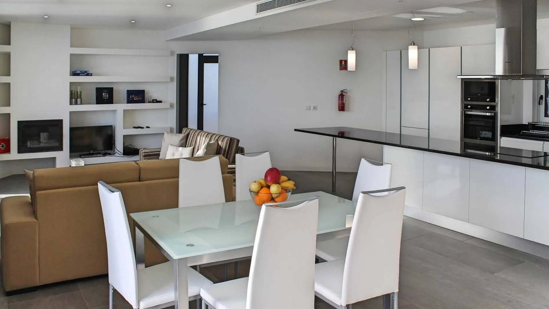 Villa Cliffscape Estreito Da Calheta 0*,